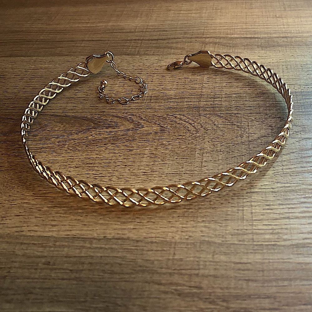 Gold Choker